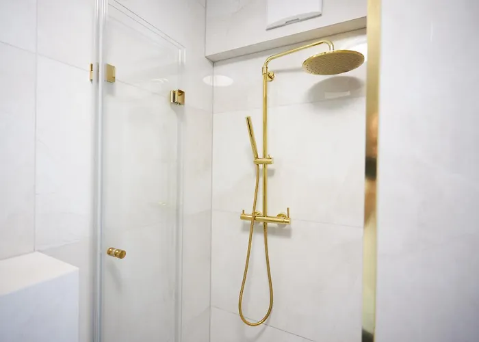 Gold Pileckiego Daire Varşova